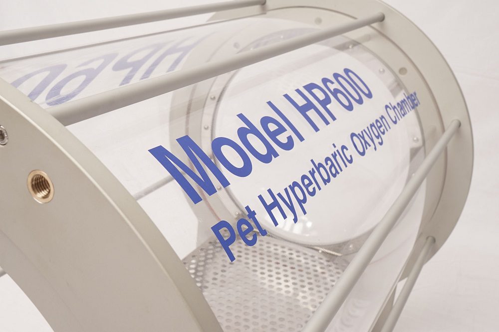 Macy-Pan PET Hardshell Oxygen Chamber for Veterinary Care