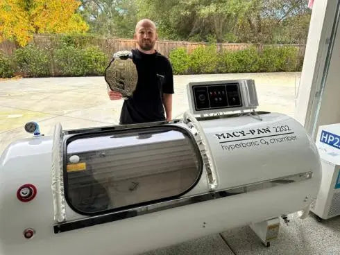 Macy-Pan HE-2202 34 Inch Hard Shell Hyperbaric oxygen Chamber 2.0 ATA